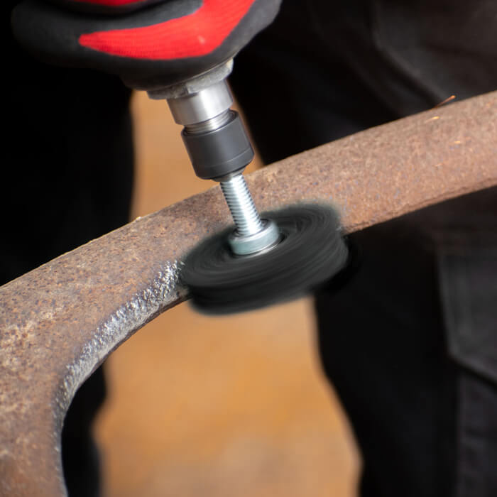 Cleaning wheel on a shank HERMAN FWK-10/S Dragon Black Abrasive : STRIP-IT + SiC