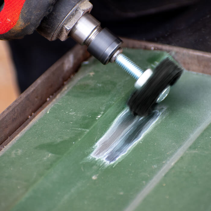 Cleaning wheel on a shank HERMAN FWK-10/S Dragon Black Abrasive : STRIP-IT + SiC