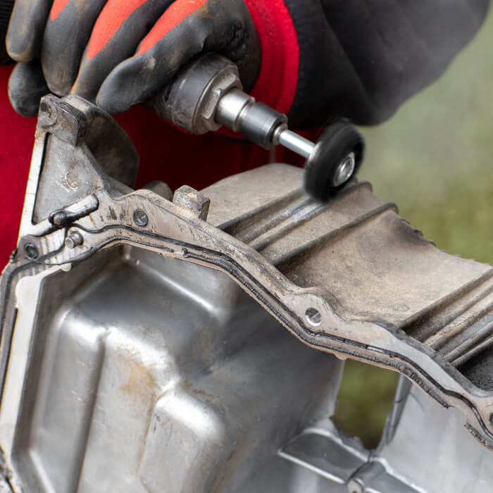 Cleaning wheel on a shank HERMAN FWK-10/S Dragon Black Abrasive : STRIP-IT + SiC