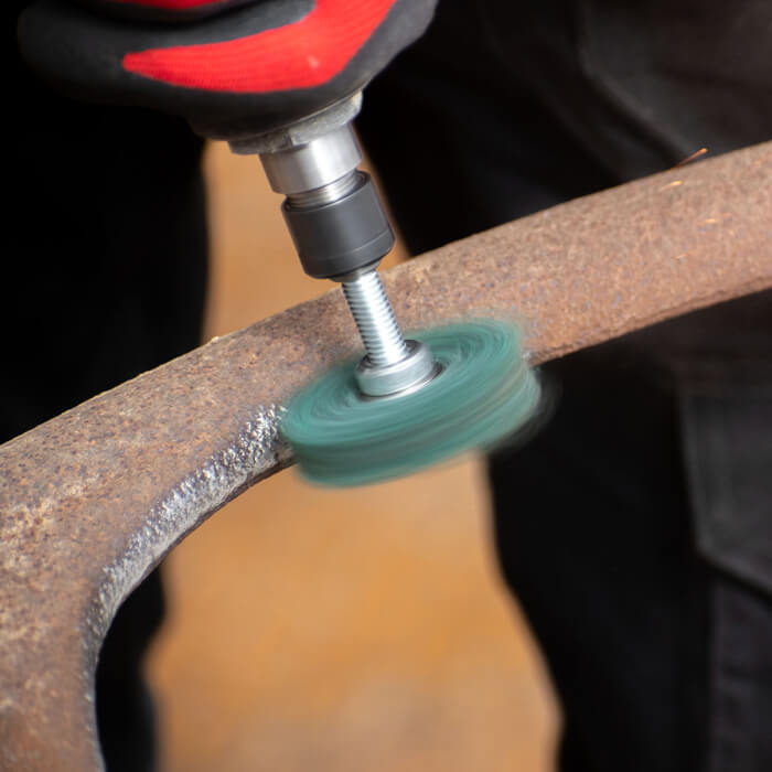Cleaning wheel on a shank HERMAN FWK-20/S Dragon Green Brúsivo : STRIP-IT + corundum