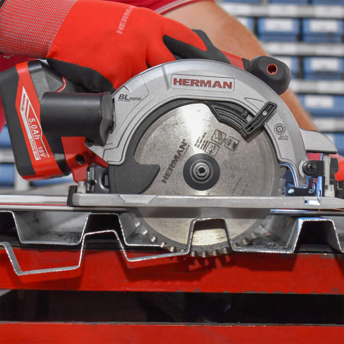 Cordless circular saw HERMAN AXCS-1801 | 18,0 V 5Ah | Complete | Warranty: 3 years