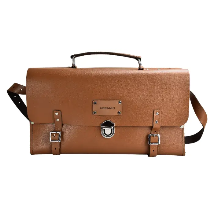 Leather plumbing bag HERMAN PB-20 In the hand and over the shoulder