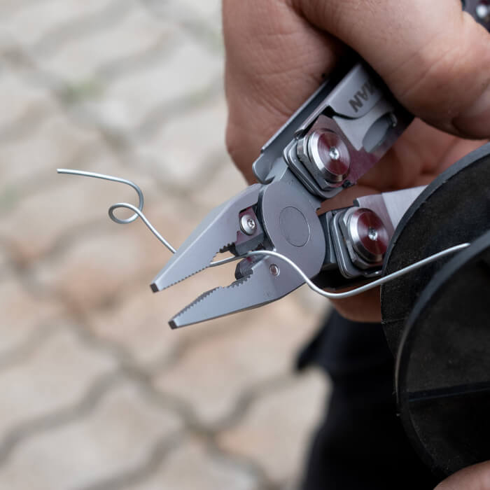 Multi-purpose pliers HERMAN HM-10 Little Helper 16 tools