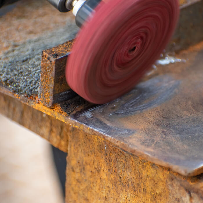 Quick Change Cleaning Disc HERMAN MKY-10/QC-RS Dragon Red Abrasive: STRIP-IT Aggressive